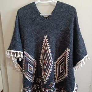 Poncho Sweater Womens One Size Fringe Southwest Boho Aztec Cape Tassels